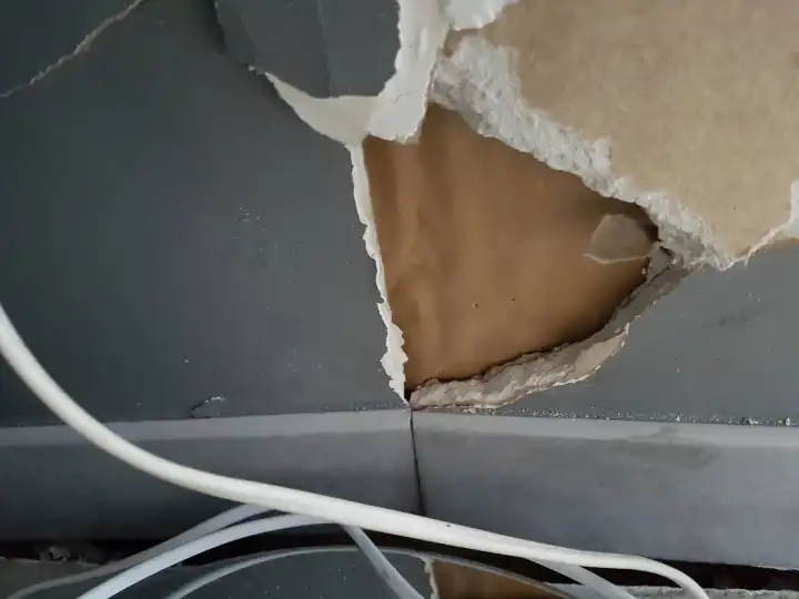 Expertise en bâtiment pour malfaçons dans la construction d'une maison à Saint Paul et Valmalle dans l'Hérault