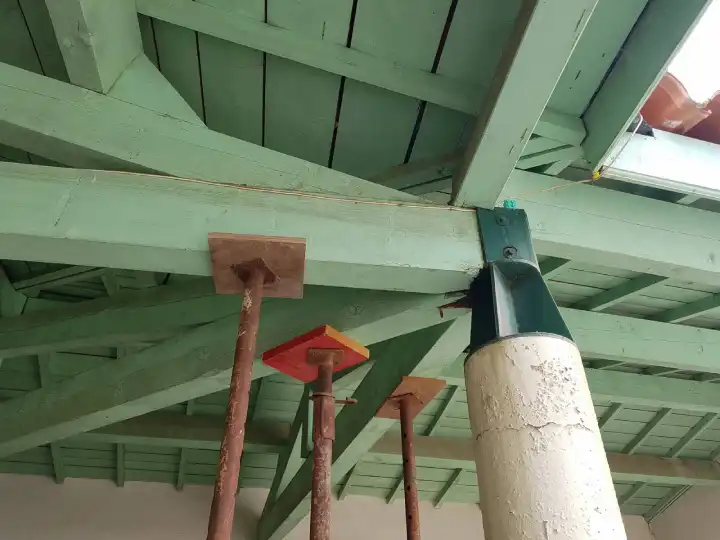 Pourquoi demander l'avis d'un expert bâtiment avant l'achat d'une maison individuelle en bois à Montpellier en Occitanie ?