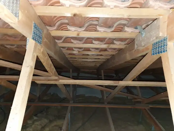 Expertise d’une charpente d’un immeuble à Lodève dans l’Hérault